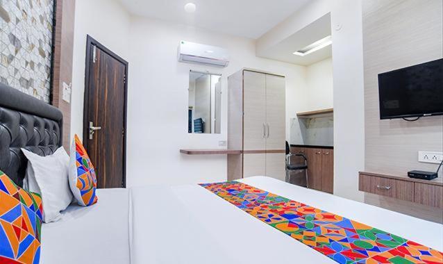 Stayzy Evanka Indore Bagian luar foto